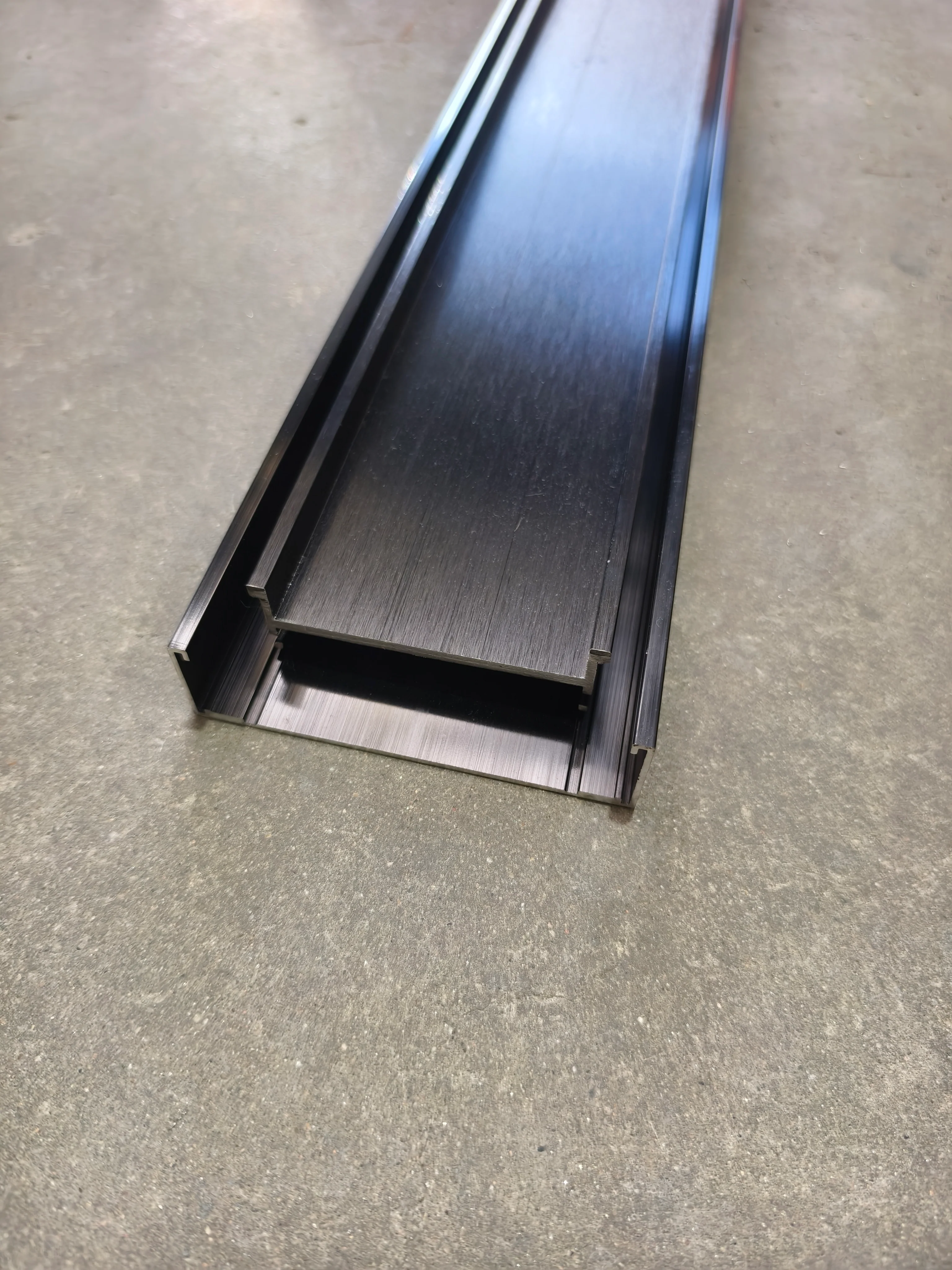 Brushed Black Tile Insert DIY Aluminium Grate Kit - Image 4